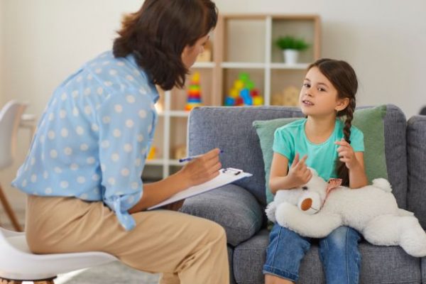 Terapia infantil y de juego